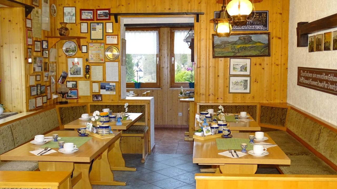 Pension "Lug Ins Land" クルオルト・ラーテン エクステリア 写真